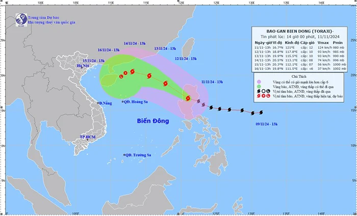 Dự báo bão Toraji vào Biển Đông sáng 12-11, sức gió mạnh cấp 12